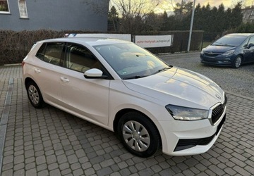Skoda Fabia IV 2022 Skoda Fabia 1,0 65KM Klima CarPlay Ledy Vat23 Serwis Benzyna 65KM, zdjęcie 3