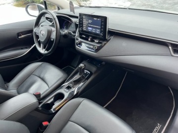 Toyota Corolla XII Sedan 1.8 Hybrid 122KM 2020 Toyota Corolla 1.8 hybryda 122 KM salon polska zarej w PL automat zad, zdjęcie 6