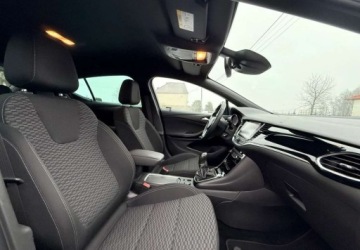 Opel Astra K Hatchback 5d 1.4 Turbo 125KM 2016 Opel Astra Opel Astra 1.4 Turbo StartStop 120 Jahre 1.4 Benzyna 125KM, zdjęcie 24