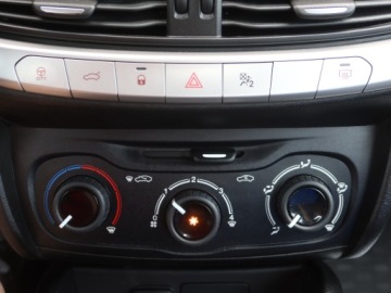 Fiat Tipo II Sedan 1.4 95KM 2018 Fiat Tipo 1.4 16V, Salon Polska, Klima, zdjęcie 12