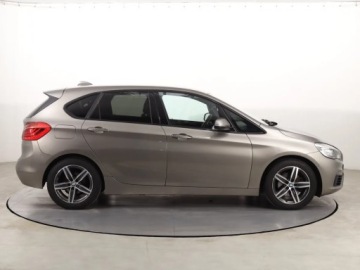 BMW Seria 2 F22-F23-F45-F46 Active Tourer 218i 136KM 2014 BMW 2 Active Tourer 218i Active Tourer, zdjęcie 4