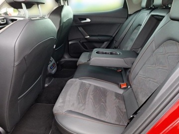 Seat Leon IV Hatchback Plug-In 1.4 e-HYBRID 204KM 2021 Seat Leon e-HYBRID 204KM FR Martwe pole Szyberdach Nawigacja ACC FV23, zdjęcie 11