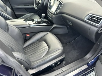 Maserati Ghibli III Sedan 3.0 V6 410KM 2017 Maserati Ghibli 3.0 V6 410KM SQ4 2017r 4x4, zdjęcie 35