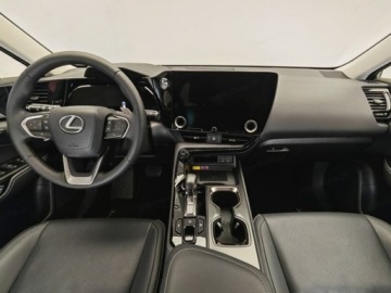 Lexus NX II SUV Facelifting 2.5 450h+ 292KM 2025 Od ręki - 450h+ Prestige 2.5 Plug-in Hybrid 292KM | Kamera 360!, zdjęcie 6