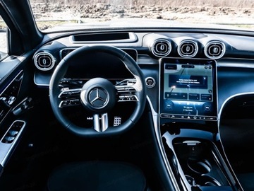 Mercedes GLC C254/X254 Coupe 2.0 200 204KM 2025 MERCEDES-BENZ GLC 200 4-Matic AMG Line 2.0 (204KM) 2025, zdjęcie 8