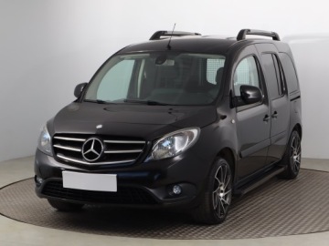 Mercedes Citan W415 Tourer 1.5 111 CDI 110KM 2017 Mercedes Citan 111 CDI, Navi, Klima, Parktronic, zdjęcie 1