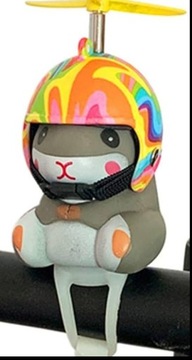 Zabawka do roweru CHOMIK Z KASKIEM i WIATRACZKIEM