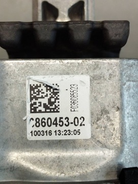 BMW 7 G11 750I ULOŽENÍ MOTORU LEVÝ 6860453