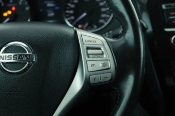 Nissan Qashqai II Crossover 1.2 DIG-T 115KM 2016 Nissan Qashqai 1.2 DIG-T, Salon Polska, Klima, zdjęcie 11