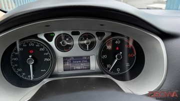 Lancia Delta III Hatchback 1.9 Twinturbo MultiJet 190KM 2011 Lancia Delta 1.9jtd 190KM max wersja asyst parkowania ledy xenon skora 1.r, zdjęcie 11