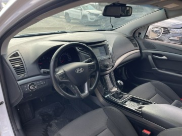 Hyundai i40 Kombi Facelifting 2018 1.6 CRDI (HIGH) 136KM 2019 Hyundai i40 Succes Podgrzewanie Klimatronik Kamera, zdjęcie 8