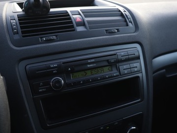 Skoda Octavia II Kombi 1.4 TSI 122KM 2011 Skoda Octavia 1.4 TSI, Salon Polska, Serwis ASO, zdjęcie 11