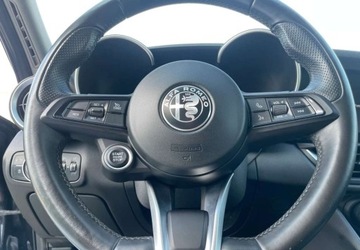 Alfa Romeo Giulia II Sedan Facelifting 2.0 Turbo 200KM 2022 Alfa Romeo Giulia 2.0TURBO *DesignSPORT*Pamięć *SalonPL*SerwisASO *FV23%, zdjęcie 24
