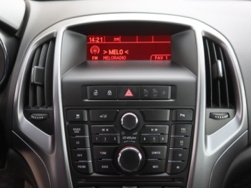 Opel Astra J Sedan 1.6 Twinport ECOTEC 115KM 2017 Opel Astra 1.6 16V, Salon Polska, Serwis ASO, zdjęcie 11