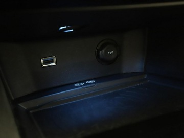 Peugeot 3008 II Crossover 1.2 PureTech 130KM 2018 Peugeot 3008 automat panorama full LED jasne, zdjęcie 30