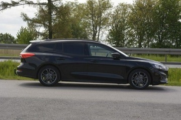 Ford Focus IV Kombi 1.0 EcoBoost 125KM 2019 Ford Focus 1.0EcoBoost STLine doinwestowany hak, zdjęcie 7