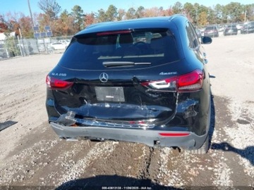 Mercedes GLA II 2021 Mercedes-Benz GLA 2021 r., 2,0L 4MATIC 2.0 Benzyna 221KM, zdjęcie 4