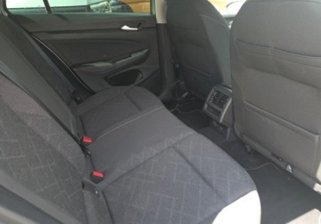 Volkswagen Golf VIII Variant 1.5 TSI 130KM 2023 Volkswagen Golf 1.5 Benzyna 130KM, zdjęcie 15