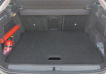 Citroen 2023 Citroen C4X Shine 2023 1.2 Benzyna 130KM, zdjęcie 11