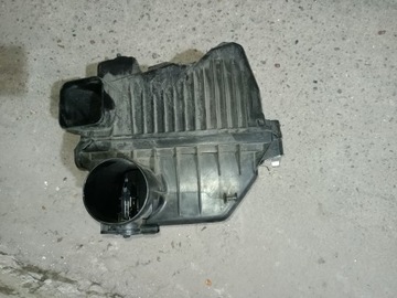 POUZDRO FILTRU VZDUCHU RAV 4 2.5