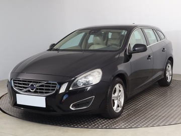 Volvo V60 I Kombi 2.0 T5 240KM 2011 Volvo V60 T5 2.0, Salon Polska, Automat, Skóra, zdjęcie 1