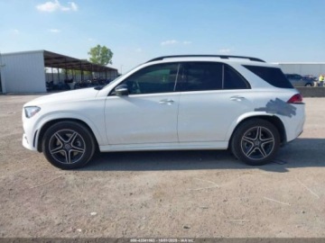 Mercedes GLE V167 2021 Mercedes-Benz GLE 450 4Matic 2021 3.0l 3.0 Benzyna 362KM, zdjęcie 2