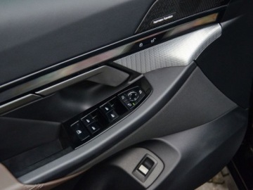 BMW Seria 5 G90-91 Touring 2.0 520d 197KM 2025 BMW Seria 5 520d xDrive Sedan 2.0 Diesel 197KM, zdjęcie 18