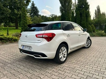 DS 5 Hatchback Facelifting 2015 2.0 BlueHDi 150KM 2016 DS Automobiles DS 5 Panorama | Alcantara | Navi |, zdjęcie 10