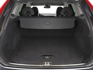 Volvo XC60 I SUV Facelifting 2.0 D3 DRIVE-E 150KM 2017 Volvo XC 60 FV23% Momentum skóra navi PDC grzane, zdjęcie 33