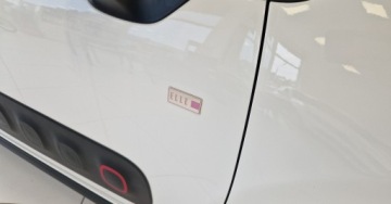 Citroen C3 III Hatchback 1.5 BlueHDi 102KM 2019 Citroen C3 1.5 BlueHDi 102KM Elle Bi-colore 1.5 Diesel 102KM, zdjęcie 13