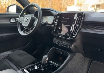 Volvo XC40 2021 Volvo XC 40 2,0 B4 197ps Hybr Multi Led Virtual Tacho Blis Skora Reling Se, zdjęcie 6