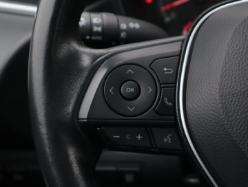 Toyota Corolla XII Sedan 1.5 VVT-i 125KM 2022 Toyota Corolla 1.5 VVT-i, Salon Polska, zdjęcie 17