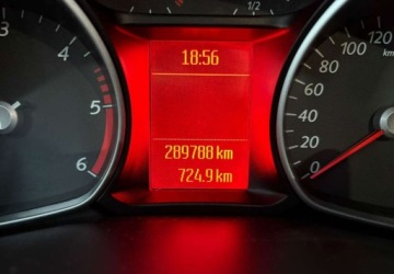 Ford Mondeo IV Kombi 2.0 Duratorq TDCi DPF 140KM 2011 Ford Mondeo FORD MONDEO 2.0TDCI TARNOW 2.0 Diesel 140KM, zdjęcie 18