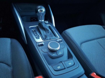 Audi Q2 SUV 1.4 TFSI COD Ultra 150KM 2017 Audi Q2 1.4 TFSI Sport Sline Stronic 150KM NawigacjaczujnikiParkASOPL, zdjęcie 15