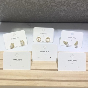 50 шт. Упаковочные открытки для сережек с улыбающимся лицом Dis