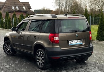 Skoda Yeti Minivan 2.0 TDI CR DPF 4x4 140KM 2011 Skoda Yeti 2.0 Diesel 140 KM 4x4 Nawigacja 2.0 Diesel 140KM, zdjęcie 3