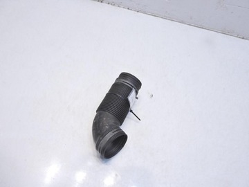 ШЛАНГ ВОЗДУХОЗАБОРНОЙ ТРУБЫ VW GOLF V 1.9 TDI 1K0129684B