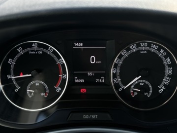 Skoda Fabia IV 1.0 TSI 95KM 2022 Skoda Fabia Ambition ! Tempomat ! Czujniki parkowa, zdjęcie 13