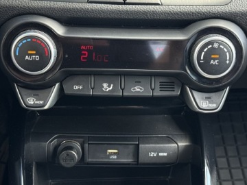 Kia Stonic I Crossover Facelifting 1.0 T-GDI MHEV  120KM 2022 Kia Stonic 1.0 T-GDI MHEV L 1.0 T-GDI MHEV L | czu, zdjęcie 16