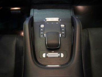 Mercedes GLE V167 SUV Facelifting 2.0 300d 269KM 2025 MERCEDES-BENZ GLE 300 d 4-Matic AMG Line 2.0 (269KM) 2025, zdjęcie 13