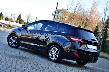 Hyundai i30 II Wagon 1.6 CRDi 110KM 2015 Hyundai i30 1,6 CRDi Ledy Duża Navi Kamera, zdjęcie 9