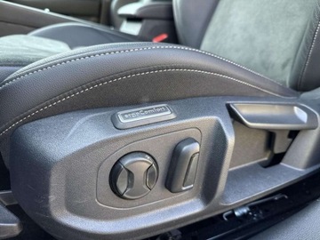 Volkswagen Arteon Fastback Facelifting 2.0 TSI 190KM 2024 Volkswagen Arteon 2.0 TSI 190KM R-Line Hak SideAssist FVAT23 Apple Car, zdjęcie 12