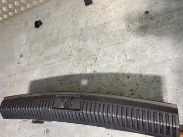 ЗАДНЯЯ КРЫШКА РЕМНЯ БАГАЖНИКА POLO 6R 6C 6R6863485