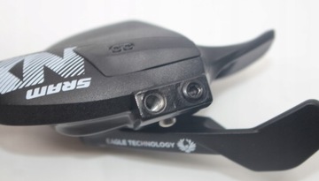 Задний переключатель SRAM NX Eagle.