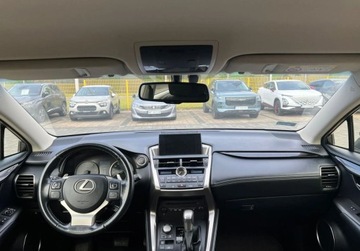 Lexus NX I SUV 200t 238KM 2015 Lexus NX Niski przebieg Bardzo dobry stan Faktura VAT 23 2.0 Benzyna, zdjęcie 11