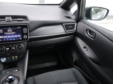 Nissan Leaf II Hatchback Elektryczny 40kWh 150KM 2022 Nissan Leaf 40 kWh, Salon Polska, 1. Właściciel, zdjęcie 7