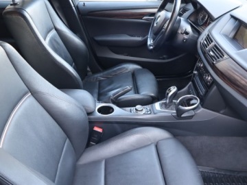 BMW X1 E84 Crossover xDrive20d 184KM 2012 BMW X1 xDrive20d, Salon Polska, 181 KM, 4X4, zdjęcie 8