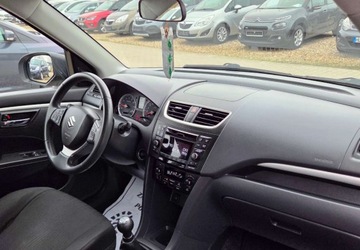 Suzuki Swift V Hatchback 5d 1.2 VVT 94KM 2012 Suzuki Swift 1,2 Ben 94 km 1.2 Benzyna 94KM, zdjęcie 7