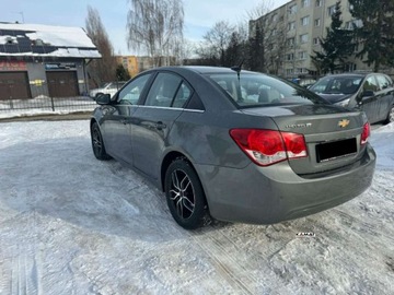 Chevrolet Cruze Sedan 2.0 TD 150KM 2010 Chevrolet Cruze Chevrolet Cruze 2,0 Diesel Zadbany Zamiana 2.0 Diesel 150KM, zdjęcie 10