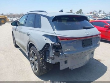 Audi Q4 2024 Audi Q4 e-tron E-TRON PREMIUM PLUS 55 QUATTRO, 2024r., 4x4, Elektryczny, zdjęcie 2